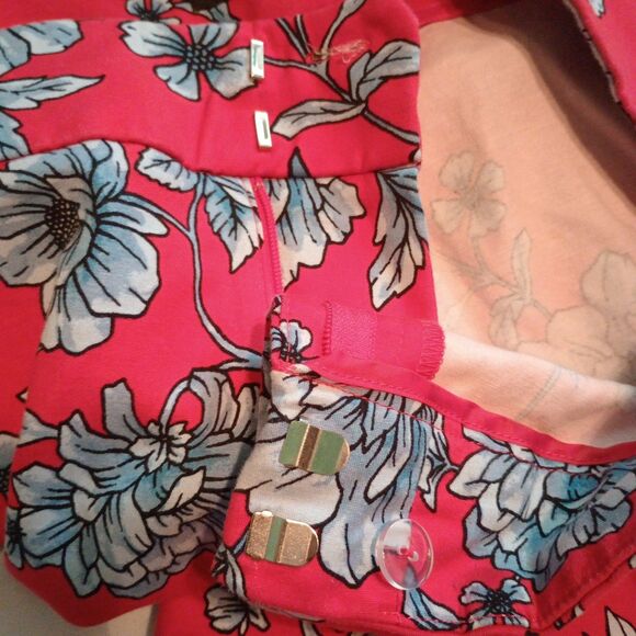 Roz & Ali Crop Ankle Pants Plussize 24 Red Floral Stretch Slimming Zip Front - Picture 4 of 9